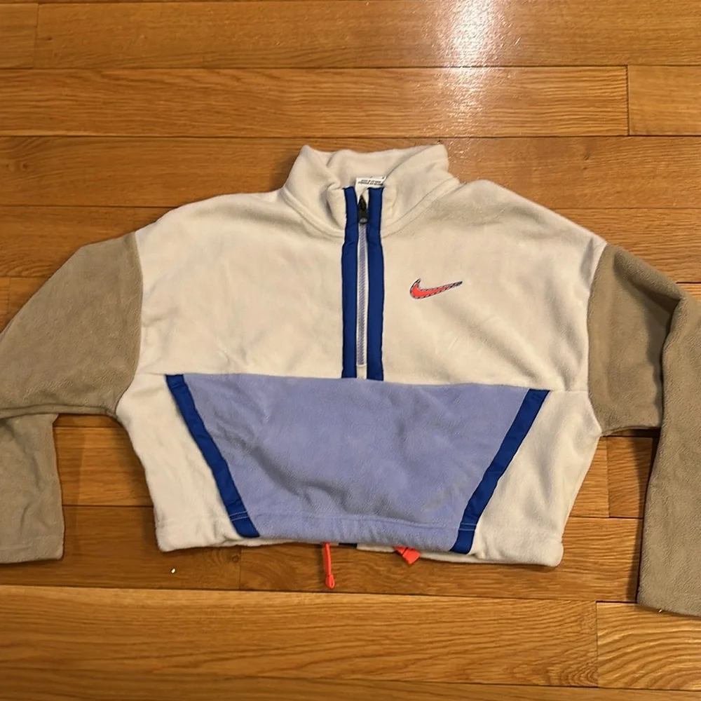 NIKE Big Girls' Sportswear 1/2 Zip Long Sleeve Top